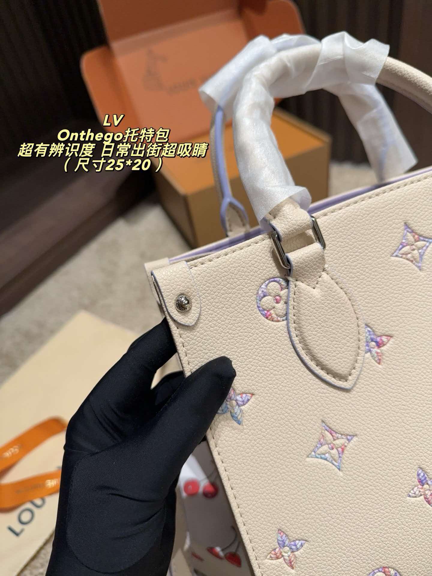 On‑The‑Go PM Cream Pink Empreinte Tote