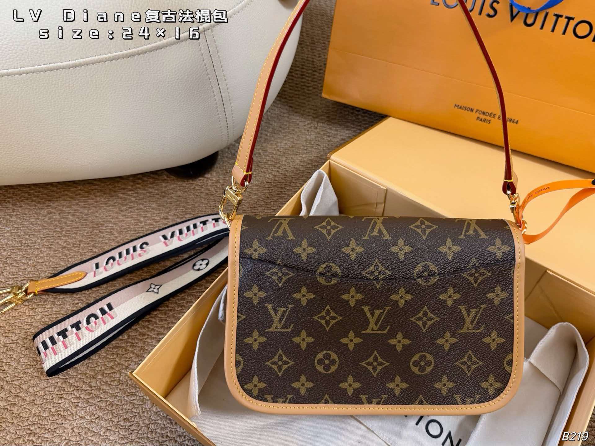 Vintage monogram LV Diane bag with adjustable shoulder strap
